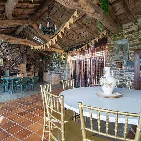 Holiday home Casa Da Puza Forcarei